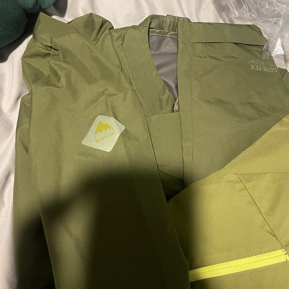 Burton Jacket - Picture 8 of 11